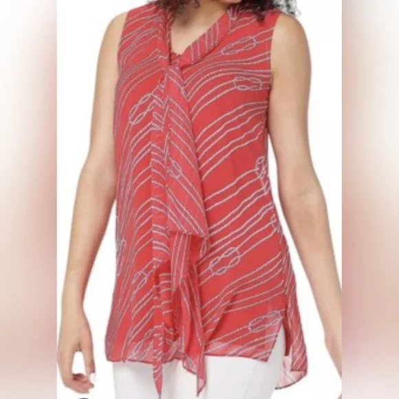 Beautiful Flowy Blue Sleeveless Top - Picture 5 of 5